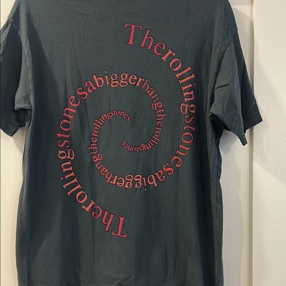 Daydreamer Graphic Rolling Stones Dark Gray T-Shirt, Size Medium - Picture 6 of 8